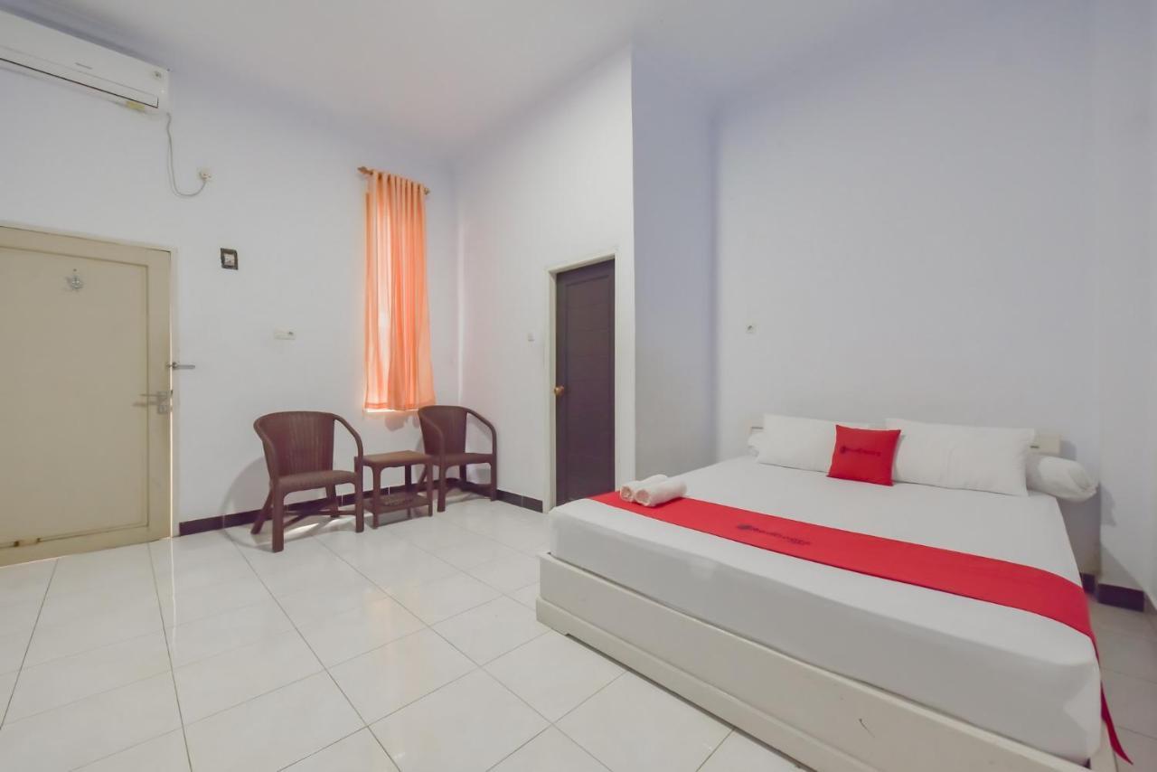 Reddoorz Syariah Near Ramayana Mall Таракан Екстериор снимка